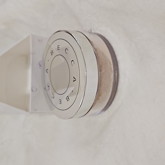 Becca Hydra-Mist Set & Refresh Powder 5g - Picture 3 of 4
